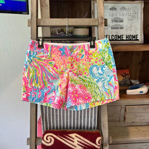 Lilly Pulitzer women’s Callahan shorts size 2